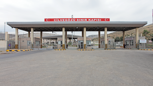 Cilvegözü Sınır Kapısı ikinci bir emre kadar TIR çıkışlarına kapatıldı