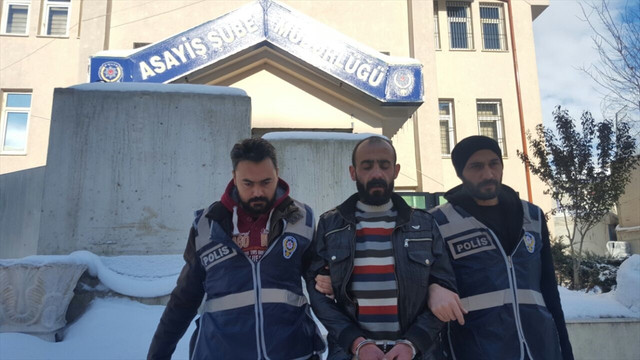 Cinayet şüphelisi samanlıkta yakalandı