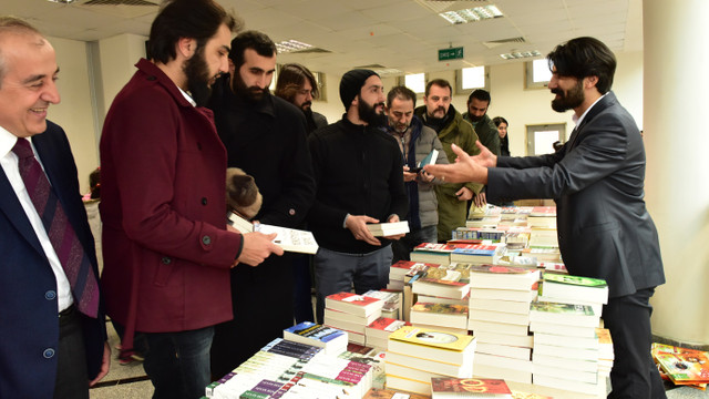 Ünlü yazarlar Ataşehir Kitap Şenliğinde buluşuyor