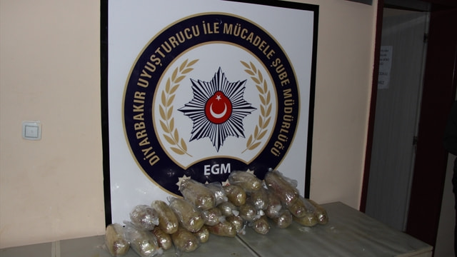 Diyarbakır'da uyuşturucu operasyonları