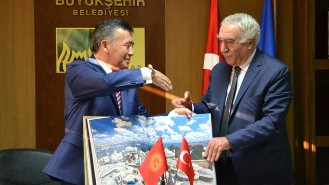 Doğumunun 88. yılında Cengiz Aytmatov anıldı