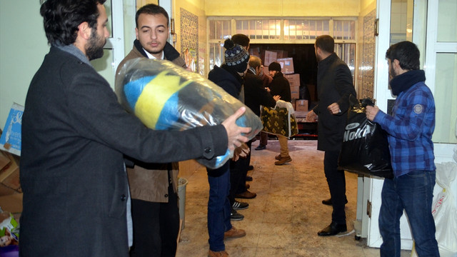 DPÜ'de Haleplilere sosyal yardım kampanyası