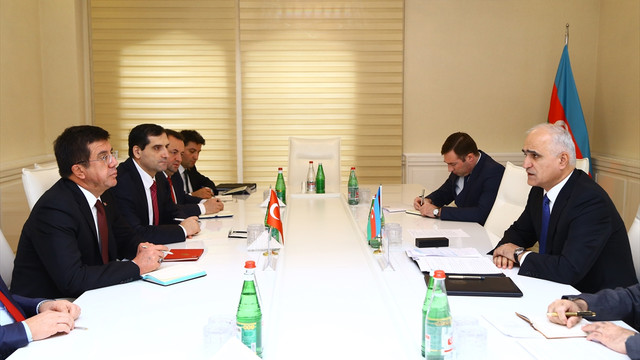 Türkiye ve Azerbaycan'dan milli para ile ticaret girişimi