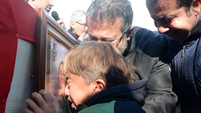 El Bab şehidi Bozarslan Bitliste toprağa verildi