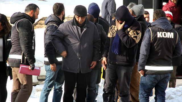 Elazığ merkezli 9 ilde FETÖ/PDY operasyonu: 15 polis gözaltına alındı