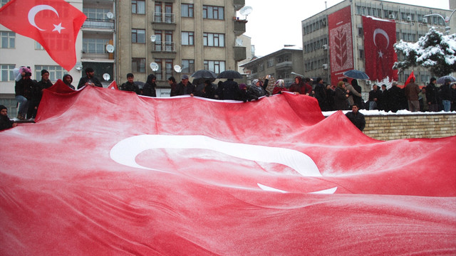 Elazığ'da teröre lanet yürüyüşü ve mitingi