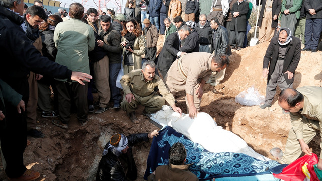 Erbil'de İKDP karargahı önündeki patlamalar