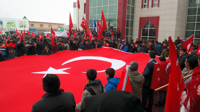 Erciş'te Teröre Lanet Kardeşliğe Davet yürüyüşü