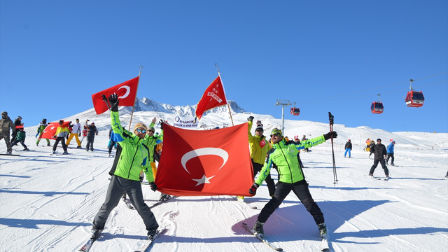 Erciyes Dağı'nda terör protestosu