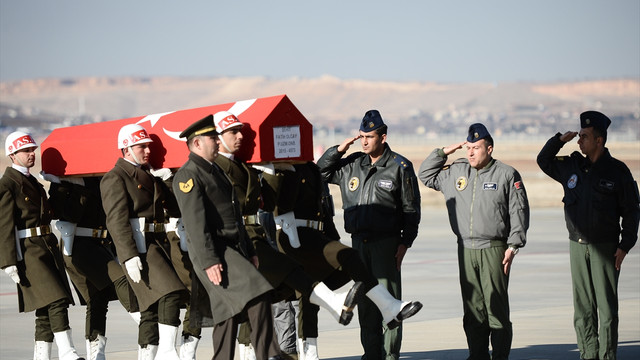 Şehit asker için tören