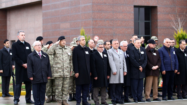 Fırat Kalkanı Harekatında şehit düşen astsubaylar için Gaziantepte tören düzenlendi