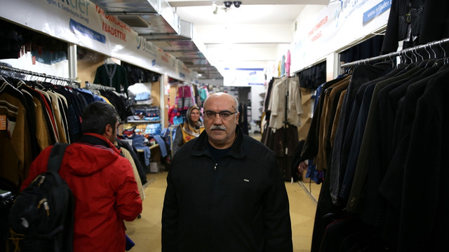 Gaziantep'te bin yetim çocuğa kışlık giysi yardımı