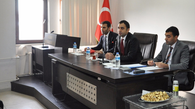 Görevlendirme yapılan belediyeden muhtarlarla toplantı