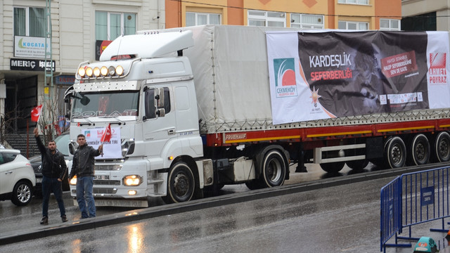 Halep Yalnız Değildir kampanyası