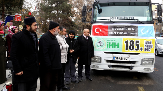 Halep'e 27 ton un yardımı