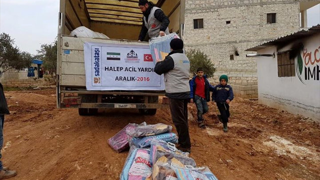 Halepli ailelere insani yardım
