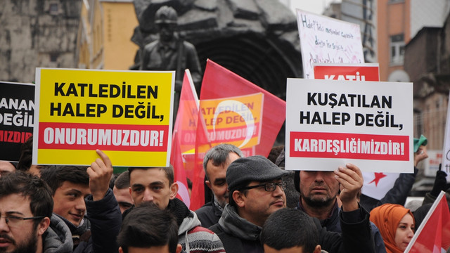 Halep'te sivillere yönelik saldırılar