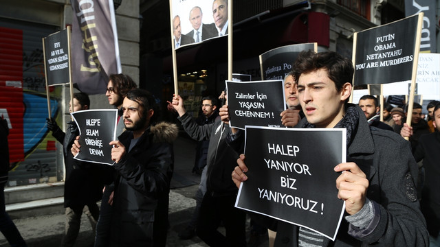 Halep'te sivillere yönelik saldırılara tepki