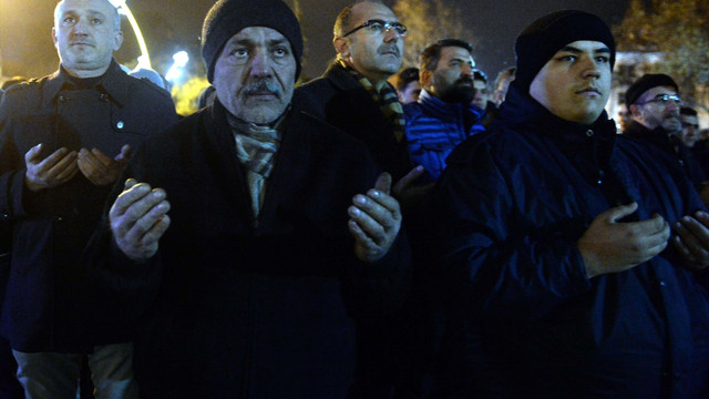 Halep'teki sivillere yönelik saldırılara tepkiler