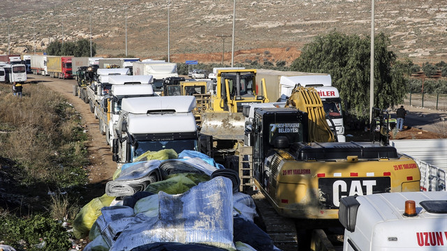 Halep'ten sivillerin tahliyesi