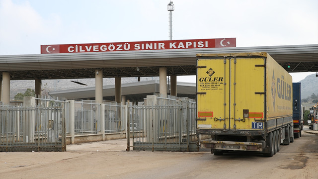 Halep'ten sivillerin tahliyesi