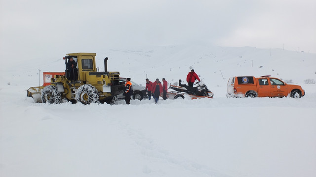 Hamile kadın AFAD ekiplerinin çabasıyla hastaneye yetiştirildi