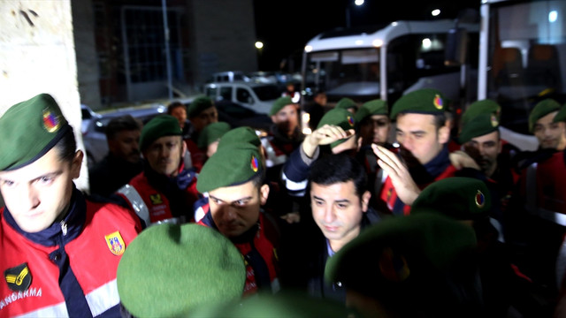 HDP Eş Genel Başkanı Demirtaş hastaneye getirildi