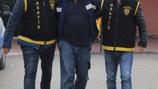 Hırsızlık sanığının evinde, çalıntı teypler bulundu