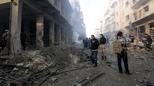 İdlib ve Halep'te sivil yerleşim yerlerlerine saldırı