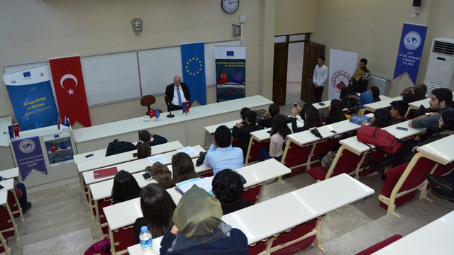 İlerleme raporu ışığında AB Türkiye ilişkileri konferansı