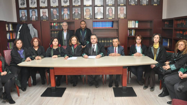 İzmir Barosundan saat uygulamasına tepki