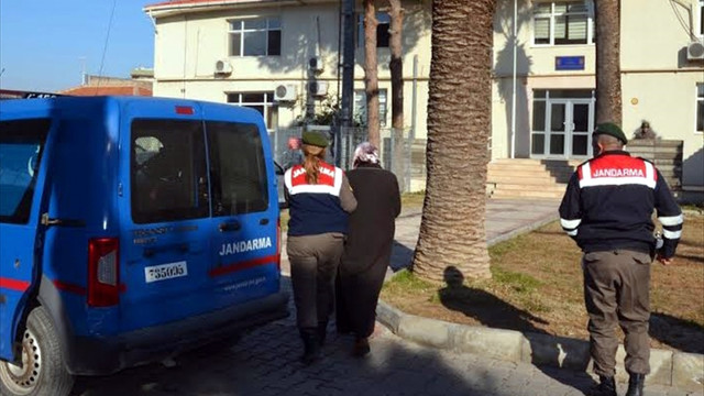 İzmir'de FETÖ/PDY operasyonu