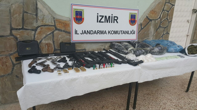 İzmir'de uyuşturucu operasyonu