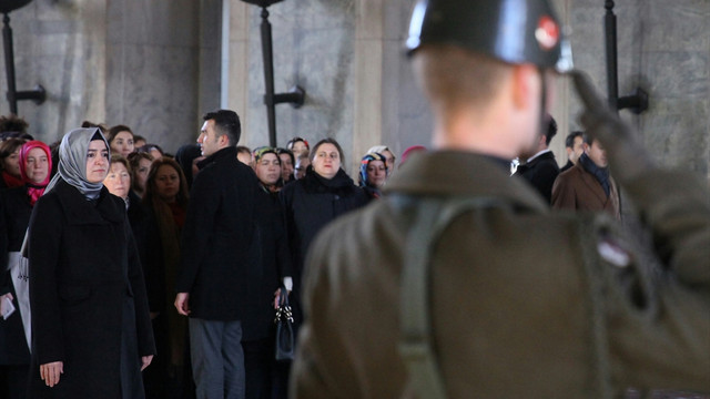 Kadın milletvekilleri Anıtkabir'de