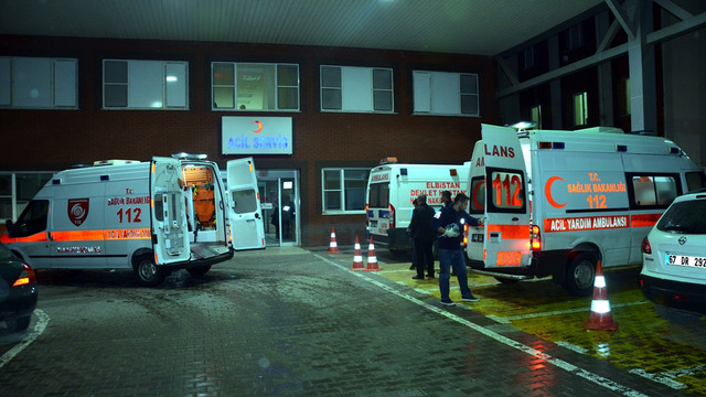 Kahramanmaraş'ta tiner dökülen soba parladı: 2 yaralı