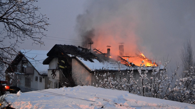 Karabük'te ev yangını