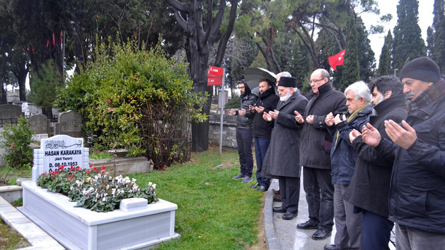 Karakaya mezarı başında anıldı