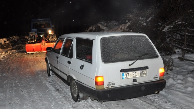 Kastamonu'da kar hayatı olumsuz etkiliyor