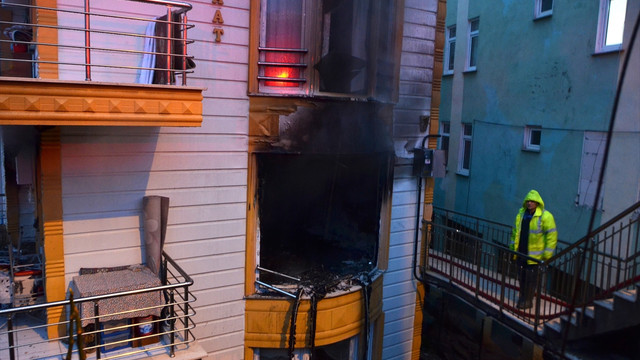 Kocaeli'de yangın: 6'sı çocuk 7 kişi hastaneye kaldırıldı