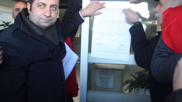 Konak Belediyesi'ne grev kararı asıldı