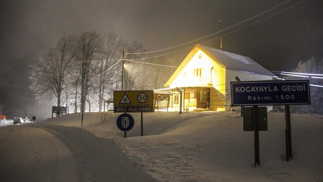 Kütahya'da kar yağışı