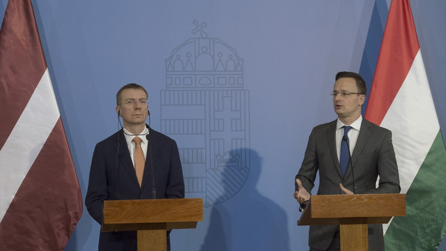 Macaristan ve Letonya federal Avrupa'ya karşı