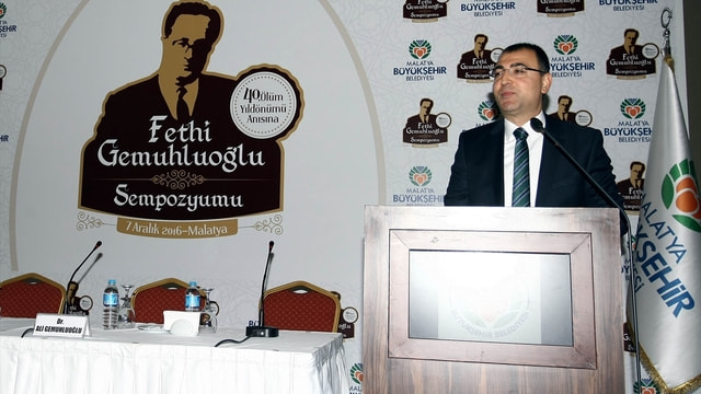 Malatya'da Fethi Gemuhluoğlu Sempozyumu