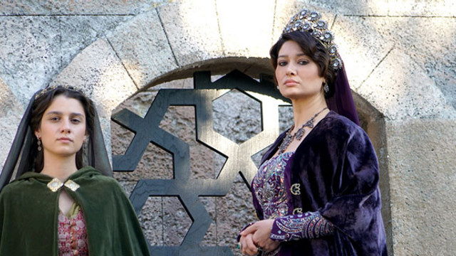 Yüzyıl Kösem 4. bölüm fragmanında Kösem Sultan bıçaklanıyor!