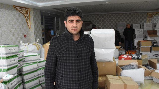 Nusaybin'de terör mağduru çocuklara giyim yardımı