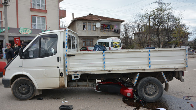 Ordu'da motosiklet kamyonete çarptı: 1 yaralı