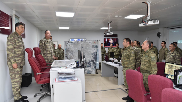 Orgeneral Akar'ın Gaziantep ve Kilis'teki birlikleri ziyareti