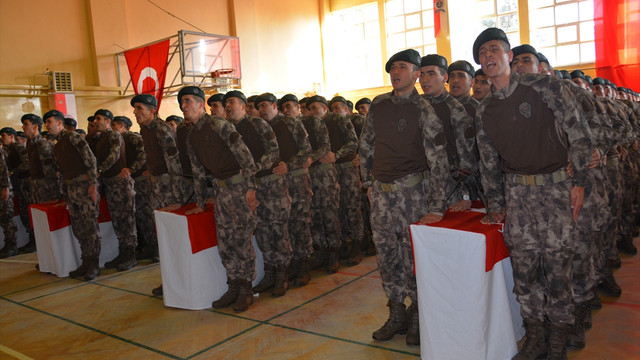 Özel harekat polislerinin yemin töreni
