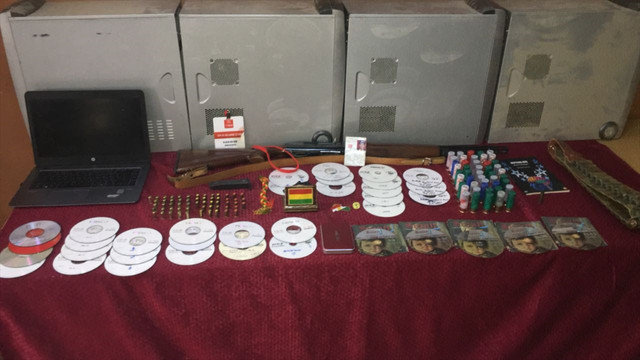 PKK propagandası yapanların evlerinde FETÖ dökümanları bulundu