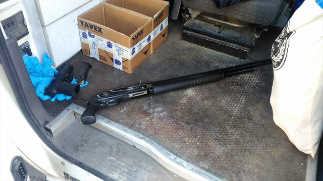 Polisin aradığı zanlı sahte kimlikle yakalandı